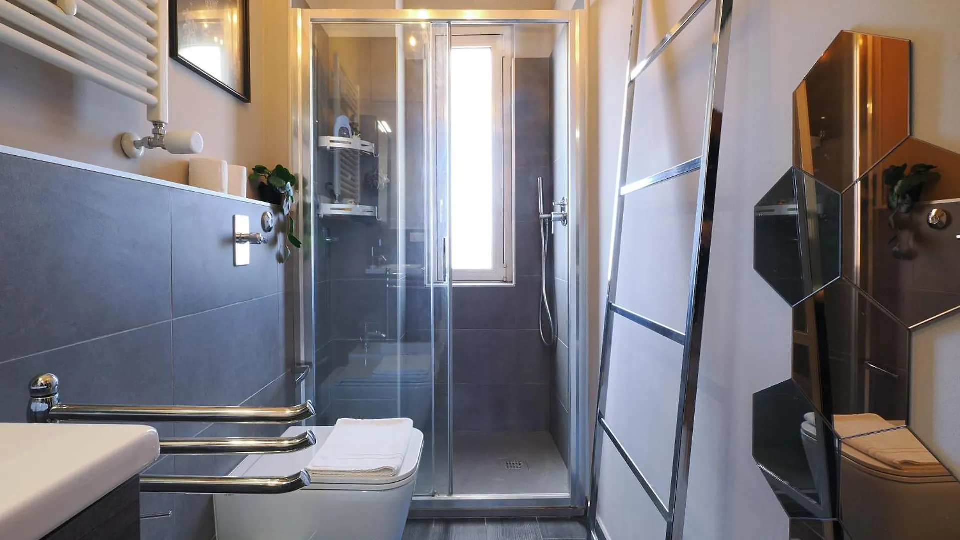 Mila Apartments Venosa Milan 0*,  Italy